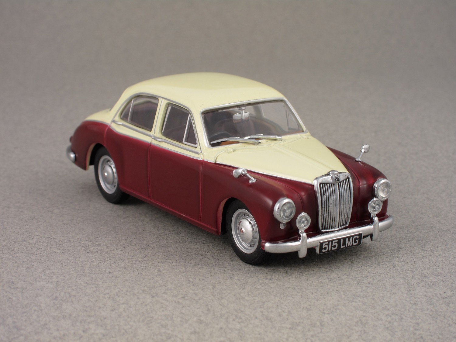 MG Magnette ZB (Oxford) 1/43e