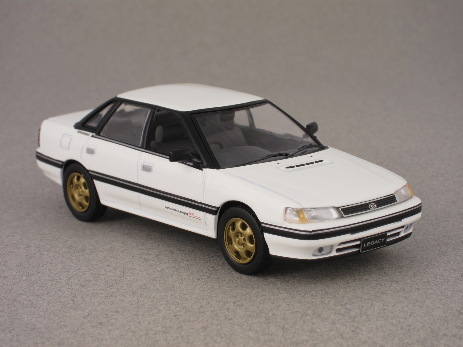 Subaru Legacy 1989 Turbo par Ixo