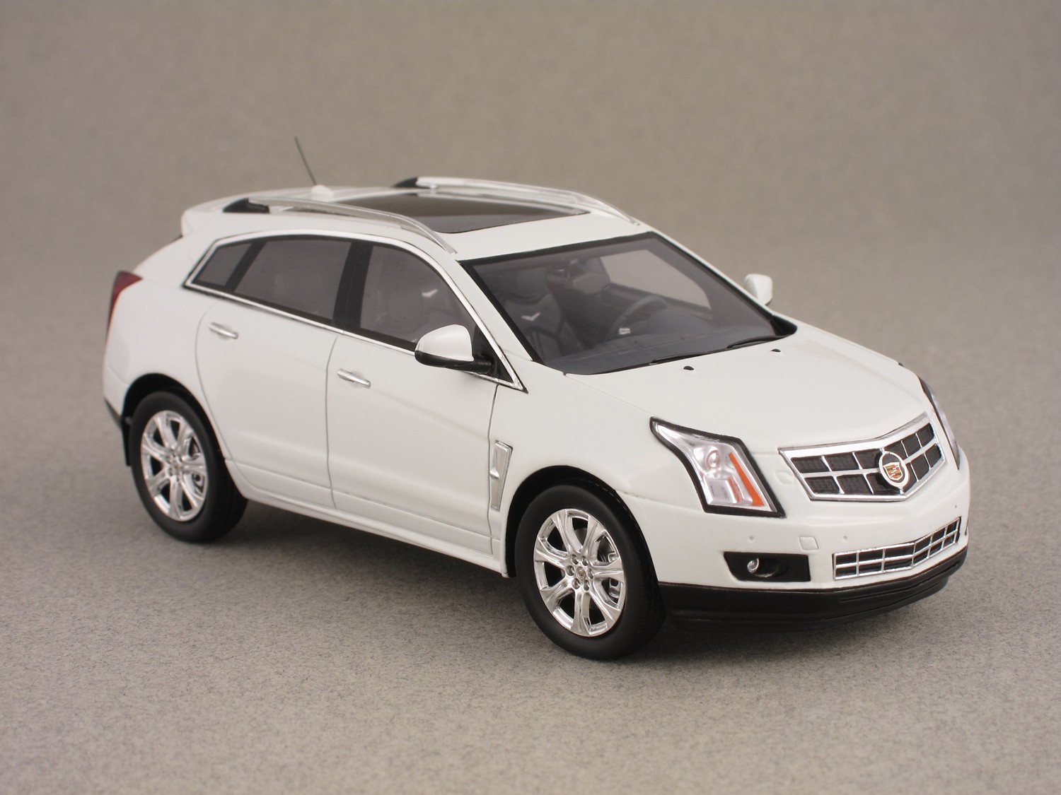 Cadillac SRX par Luxury Collectibles