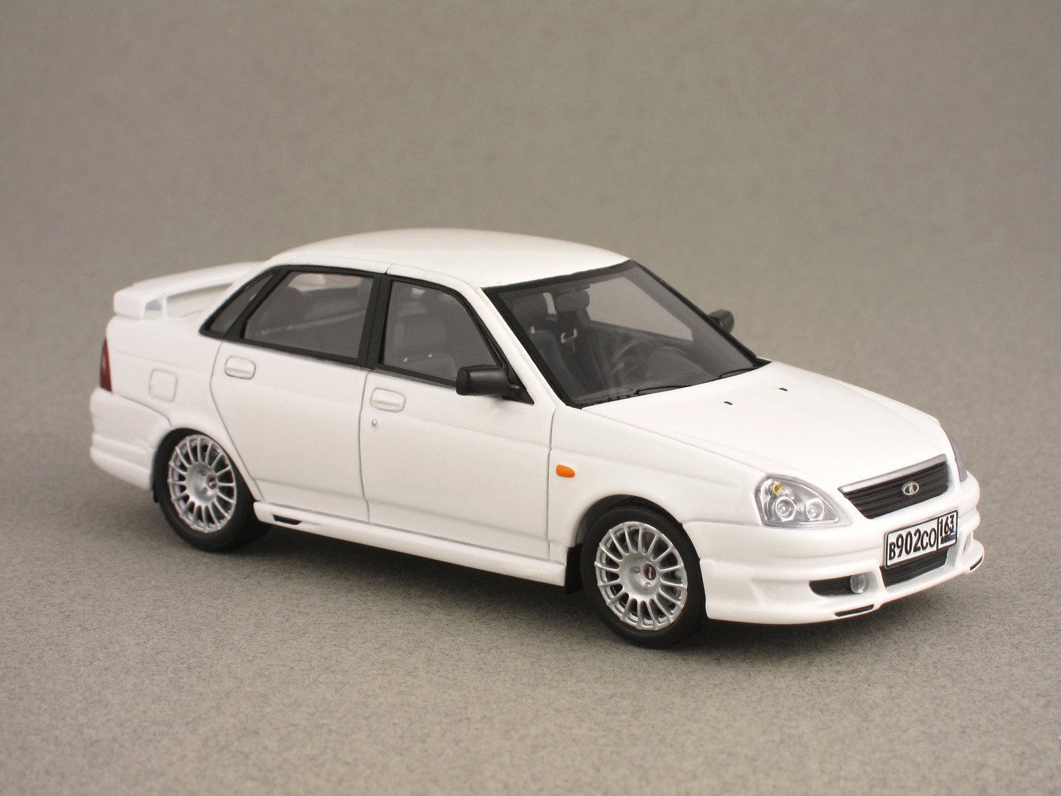 Lada Priora TMS blanche 2010 par DIP Models