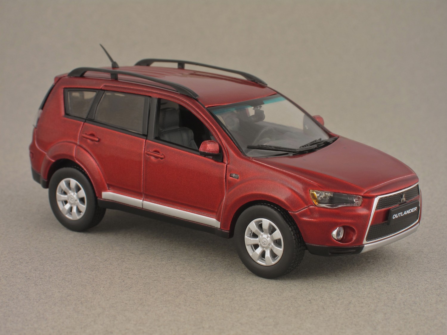 Mitsubishi Outlander 2010 rouge Vitesse