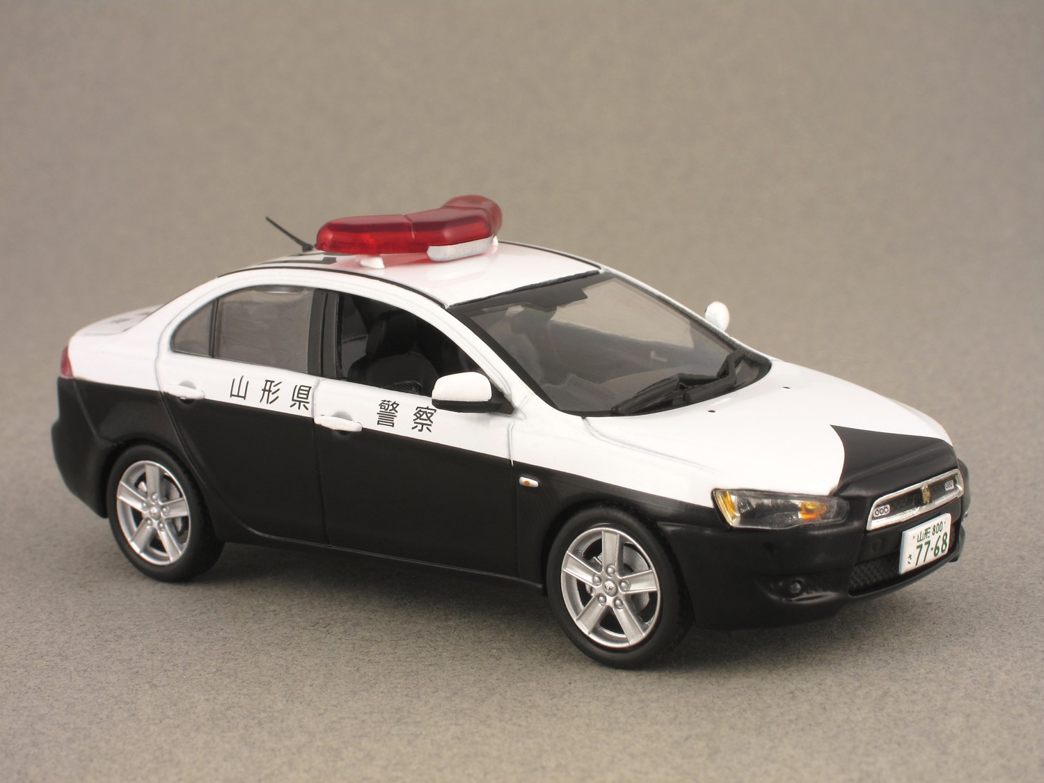 Mitsubishi Galant Fortis Police par Vitesse