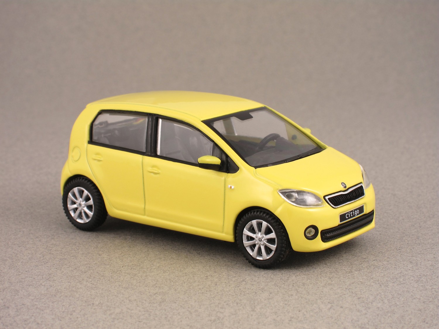 Skoda Citigo jaune par Abrex
