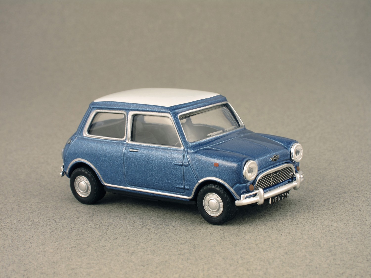 Mini Cooper blue (Cararama)