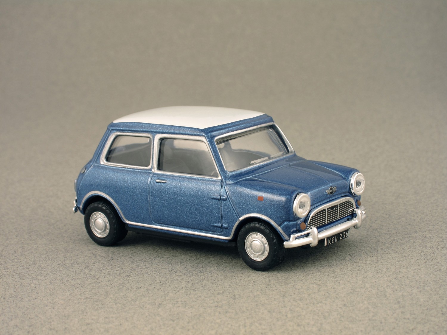 Mini Cooper bleue par Cararama