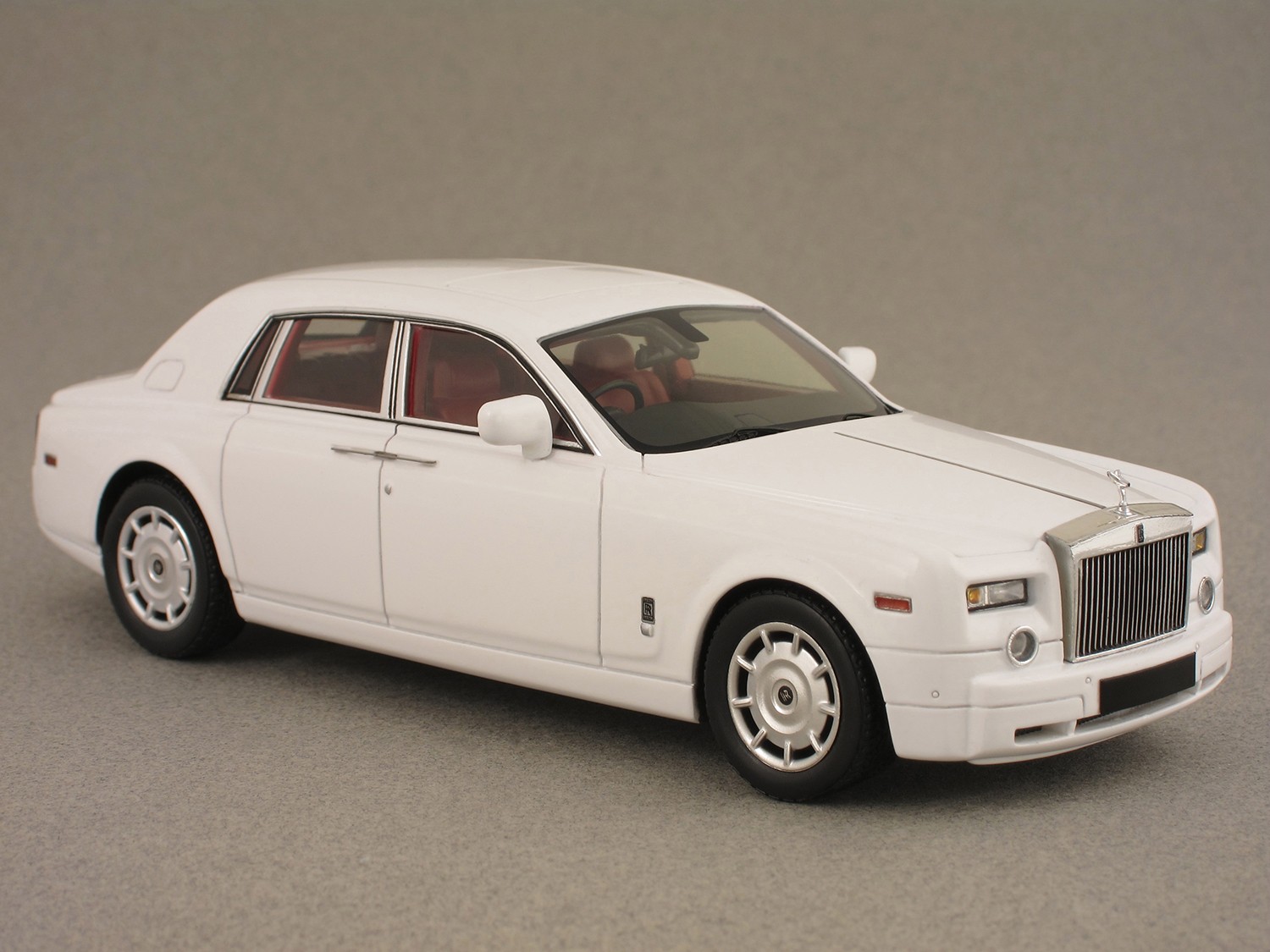 Rolls Royce Phantom blanc TrueScale 1 43e Minicarweb