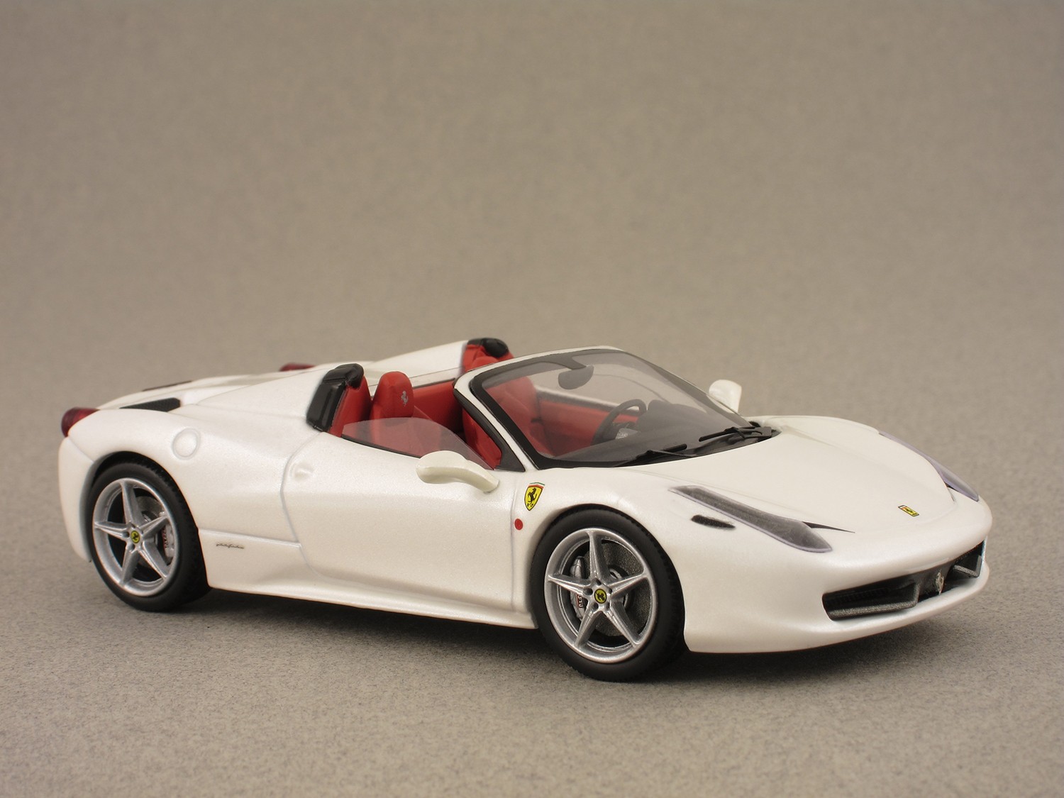 Ferrari 458 Spider (Elite) 1/43e