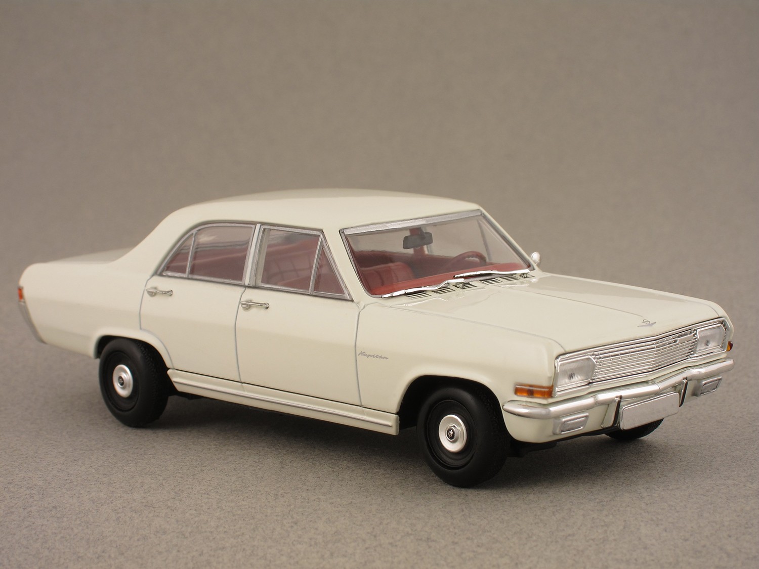 Opel Kapitän 1964 (Minichamps) 1/43e