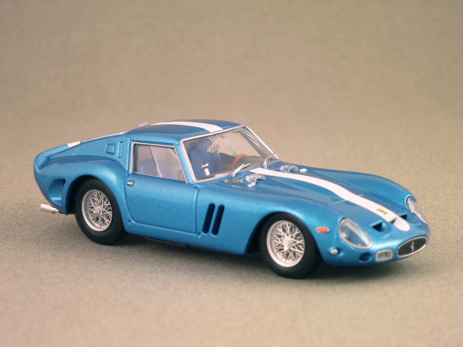 Ferrari 250 GTO (Brumm) 1:43