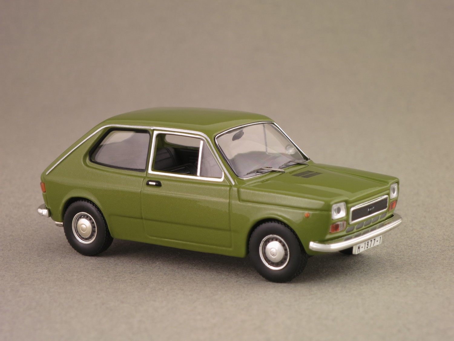 Seat 127 (IXO) 1/43e