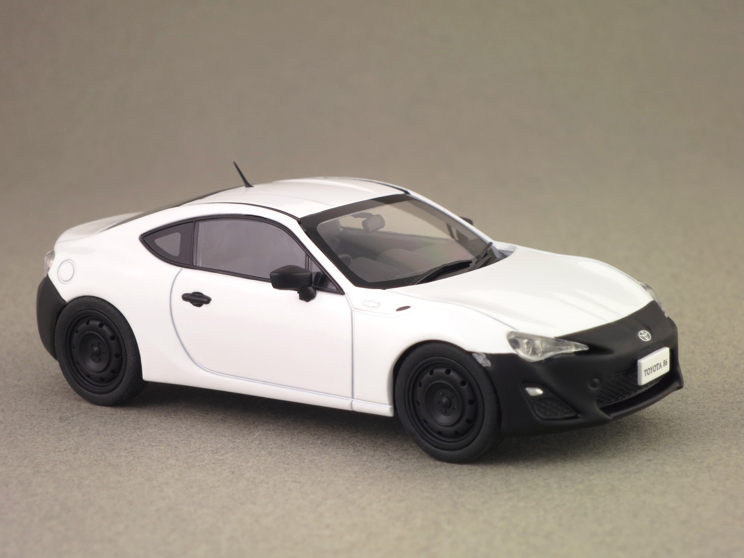 Toyota 86 RC (Ebbro) 1:43