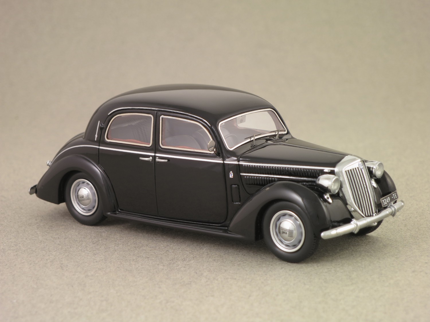 Lancia Aprilia Pininfarina (Kess) 1:43