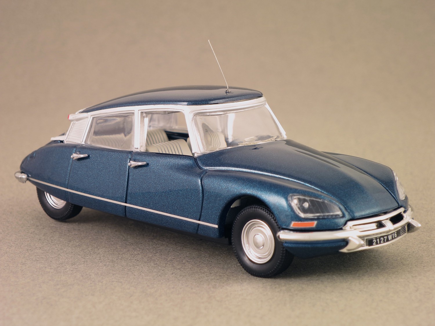 Citroën DS 23 I.E. (RIO) 1/43e