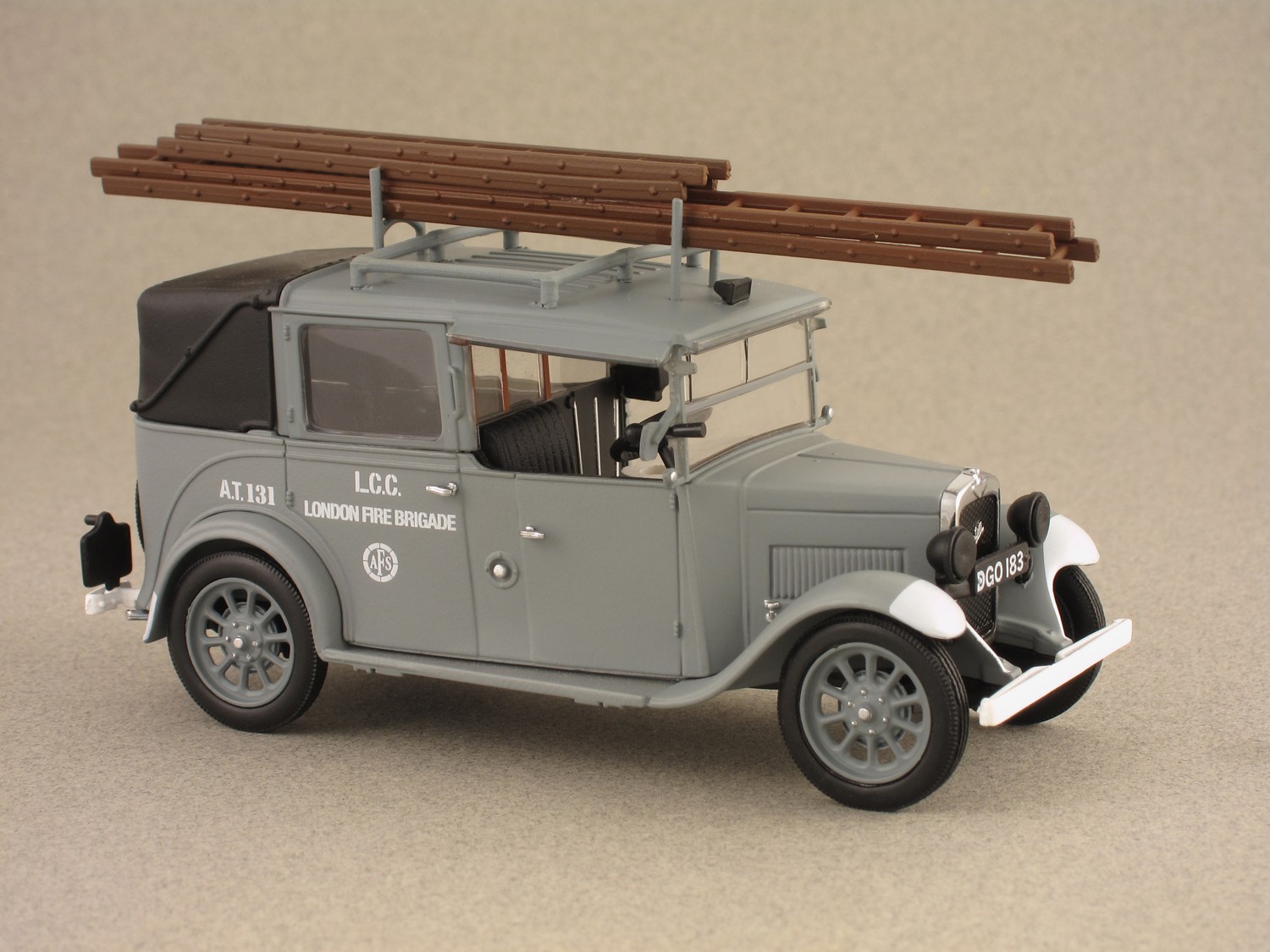 Austin Low Loader AFS (Oxford) 1/43e