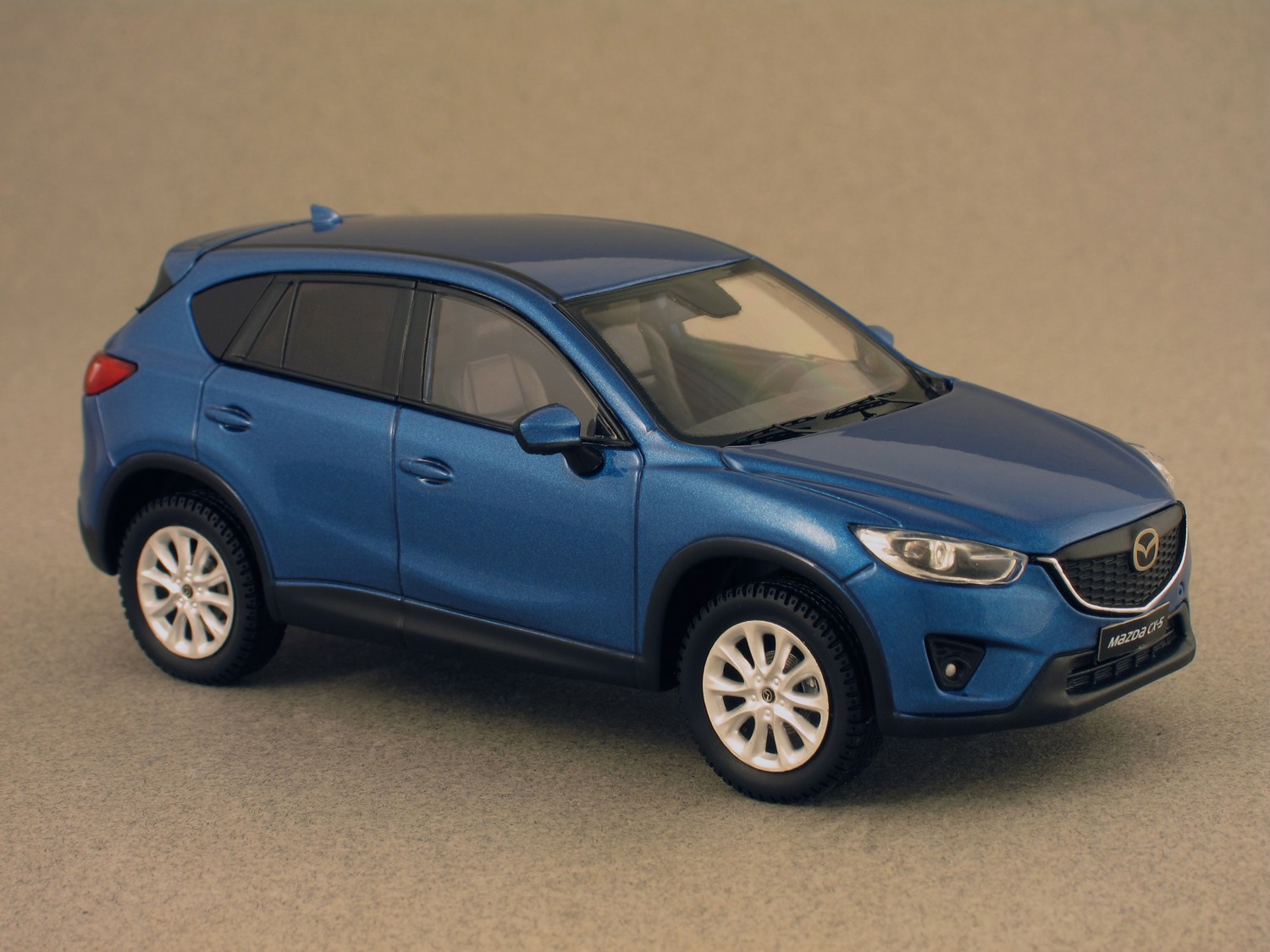 Mazda CX-5 (Premium X) 1/43e