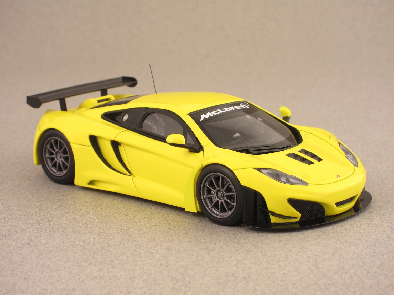 McLaren MP4 12C GT3 (Minichamps) 1/43e