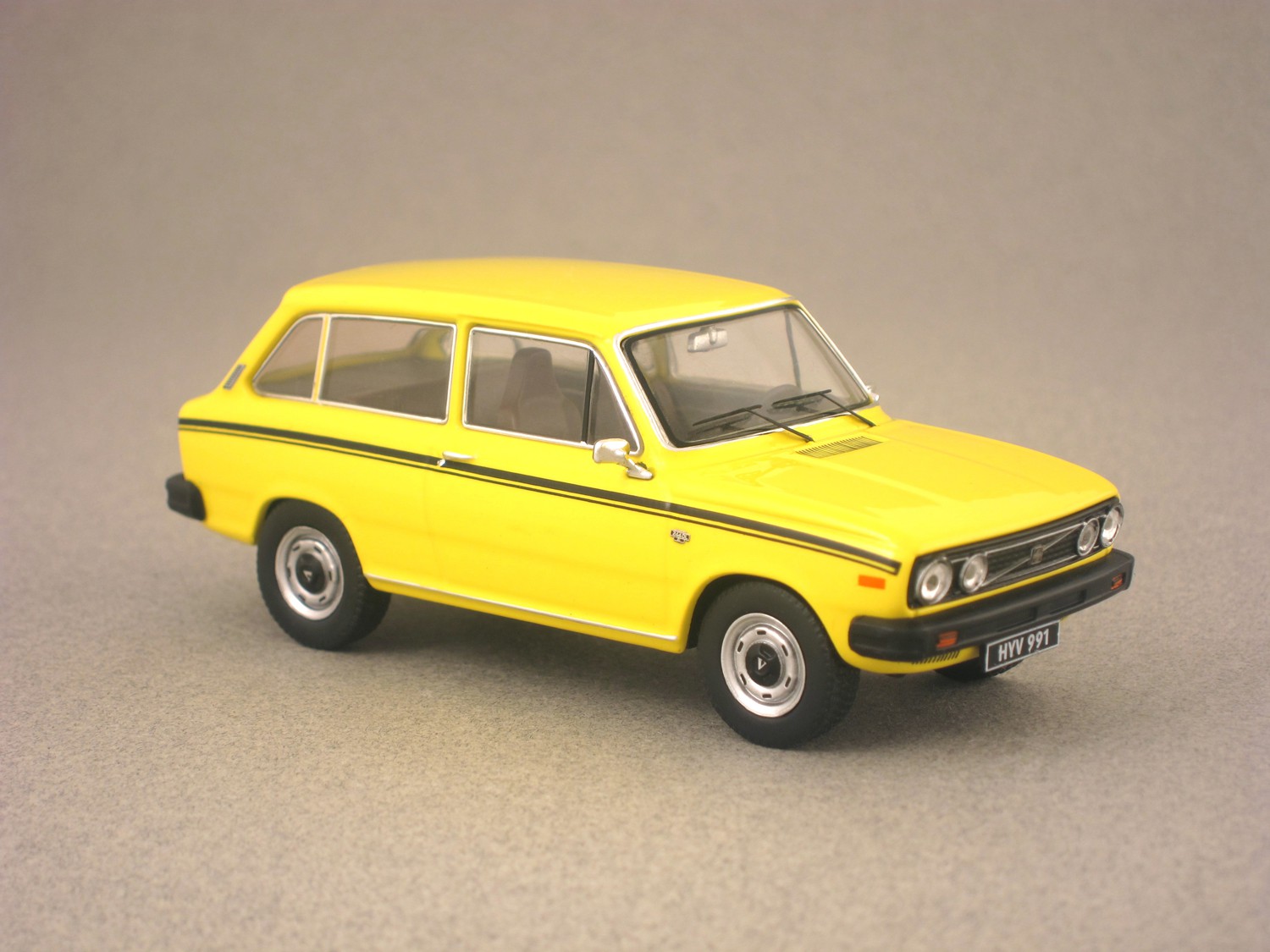 Volvo 66 Break (Premium X) 1/43e