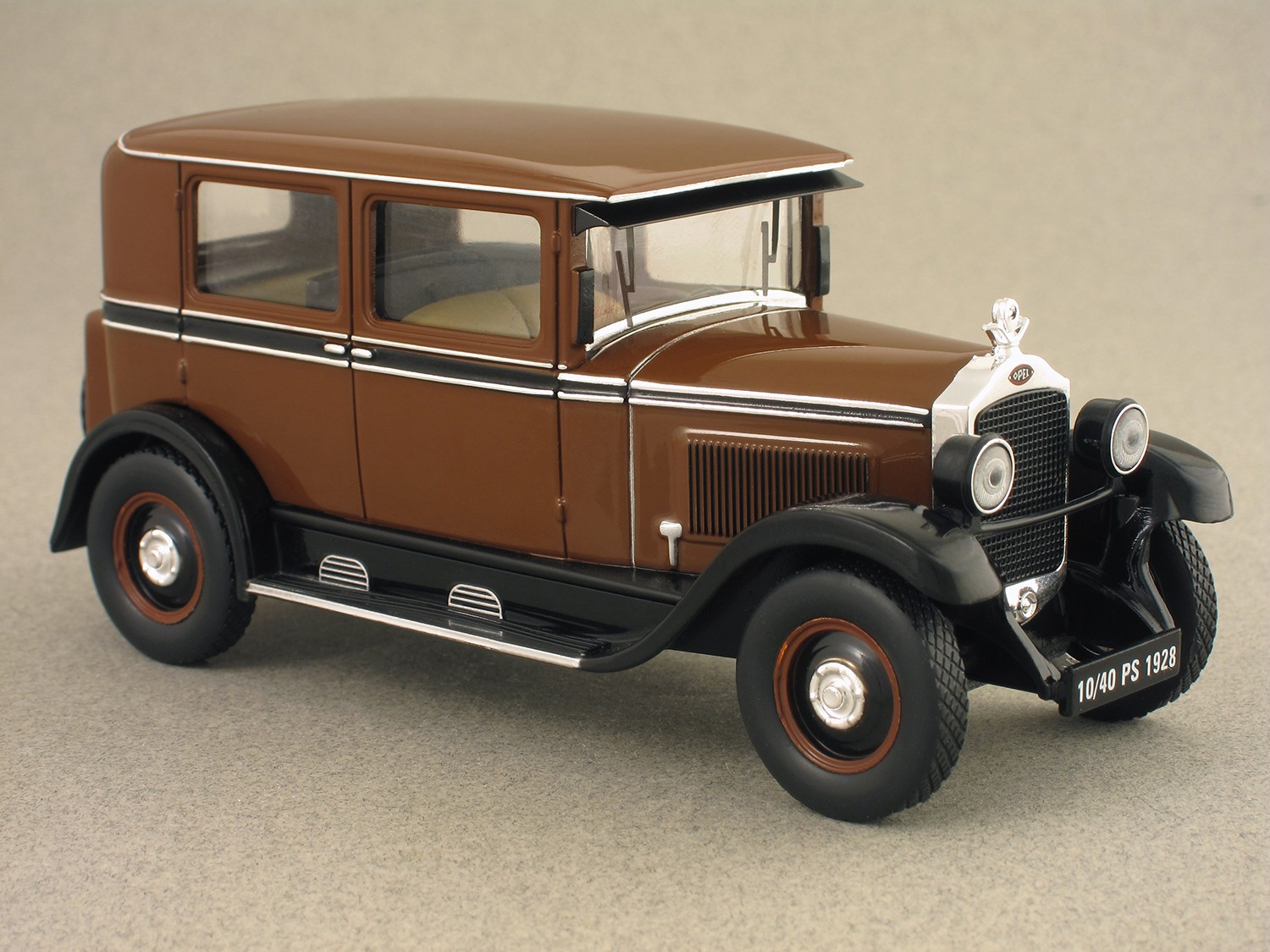 Opel 10/40 PS 1928 (IXO) 1/43e