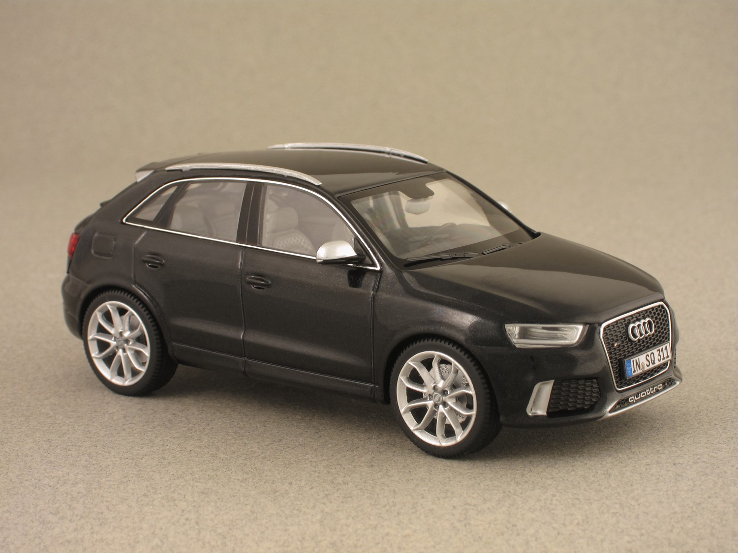 Audi RS Q3 (Schuco) 1/43e
