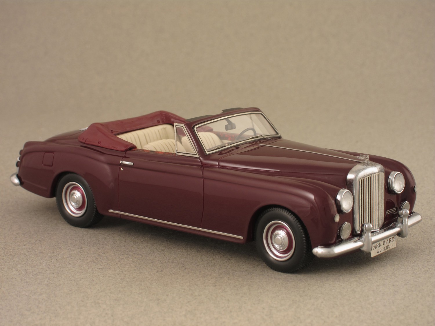 Bentley Continental S1 Drophead Coupe Park Ward (Matrix) 1:43