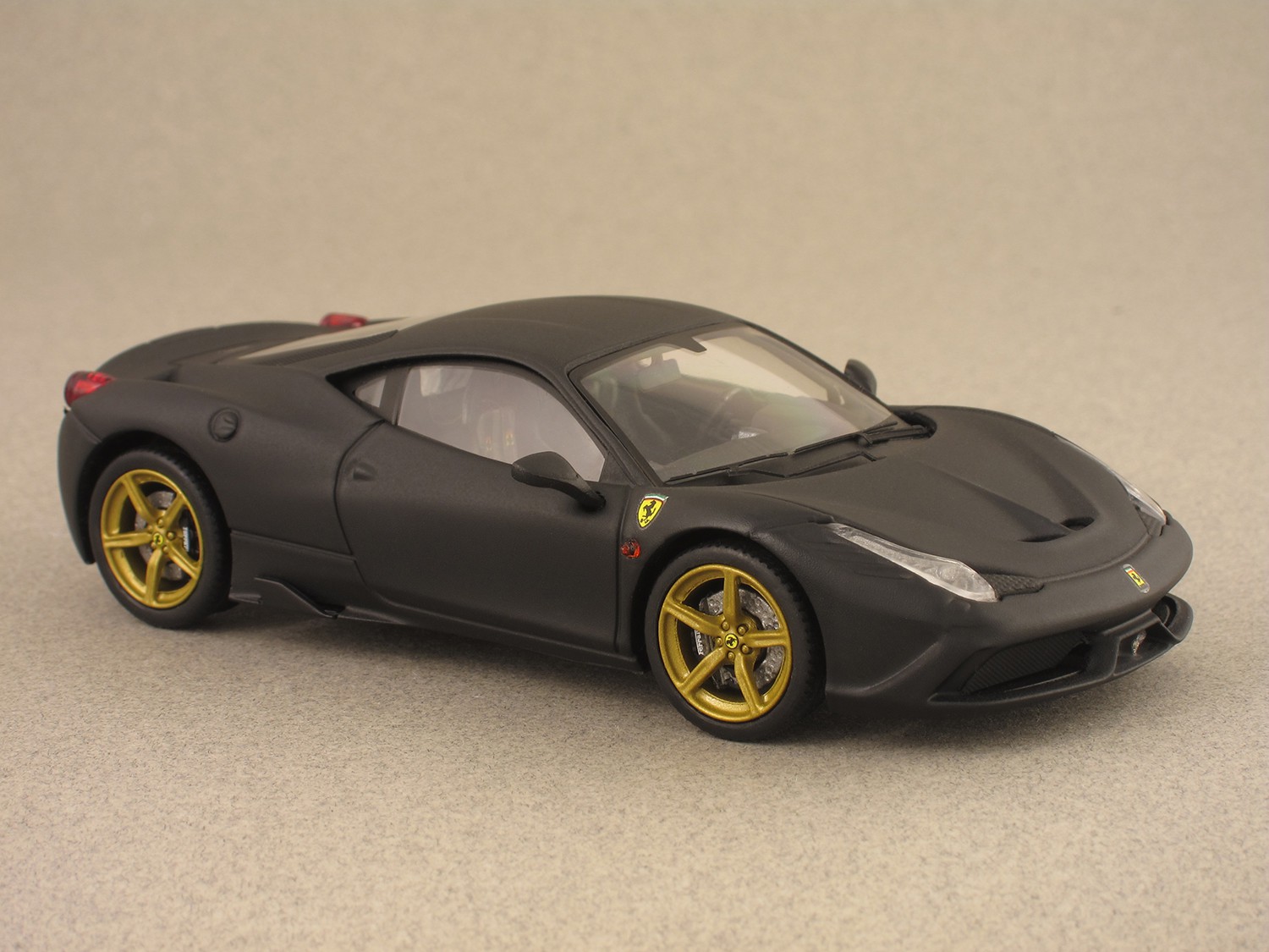 Ferrari 458 Speciale noir mat (Elite) 1/43e