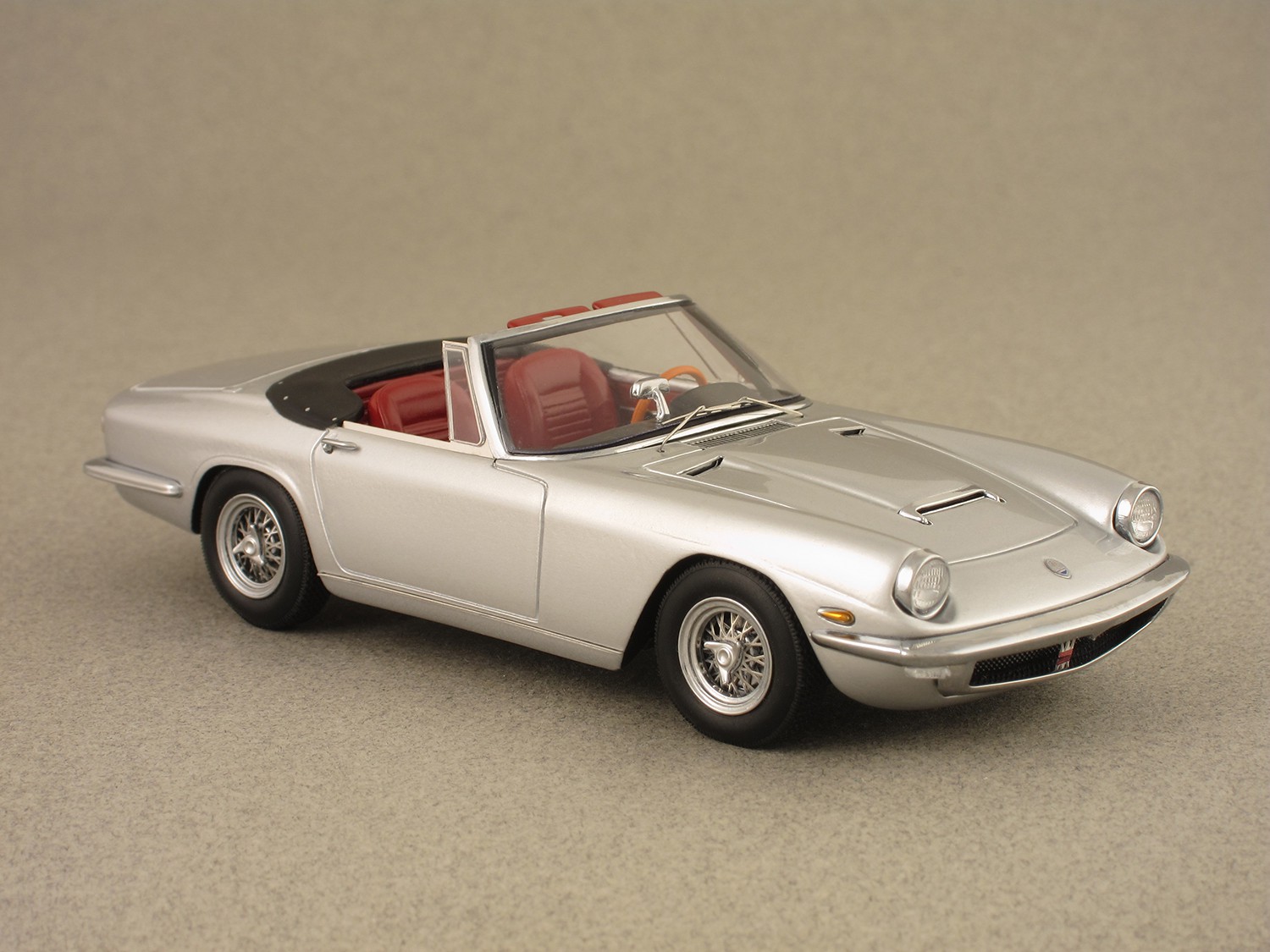 Maserati Mistral Spyder (Minichamps) 1:43