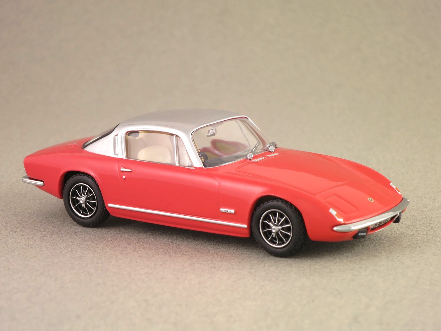 Lotus Elan +2 red (Oxford) 1:43