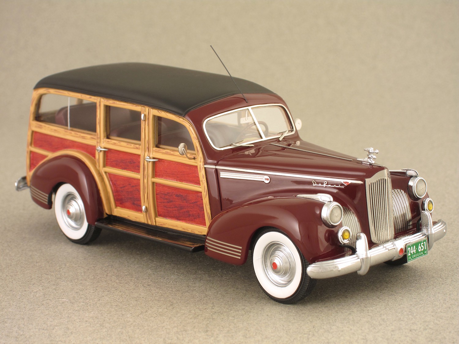 Packard 110 Deluxe Wagon (NEO) 1/43e