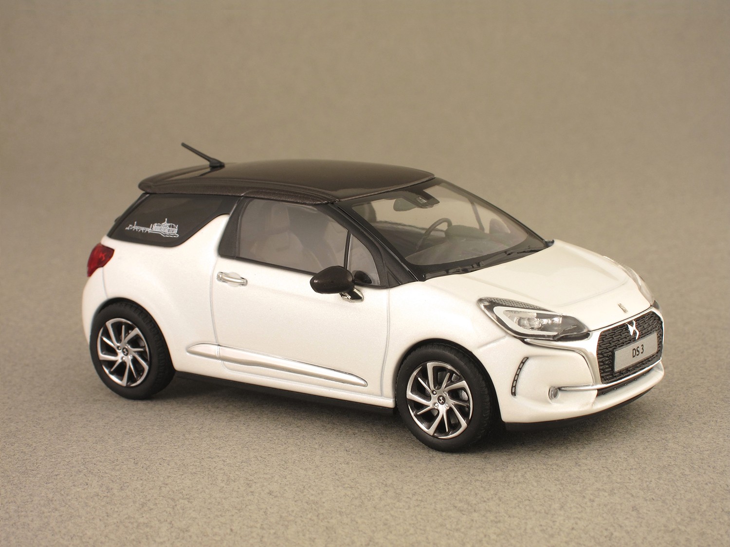 DS3 2016 (Norev) 1:43