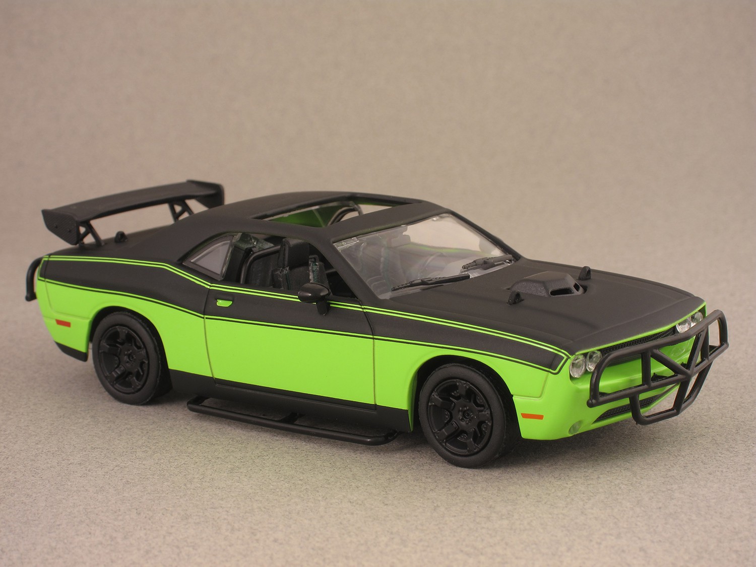 Dodge Challenger Fast & Furious 7 (Greenlight) 1/43e