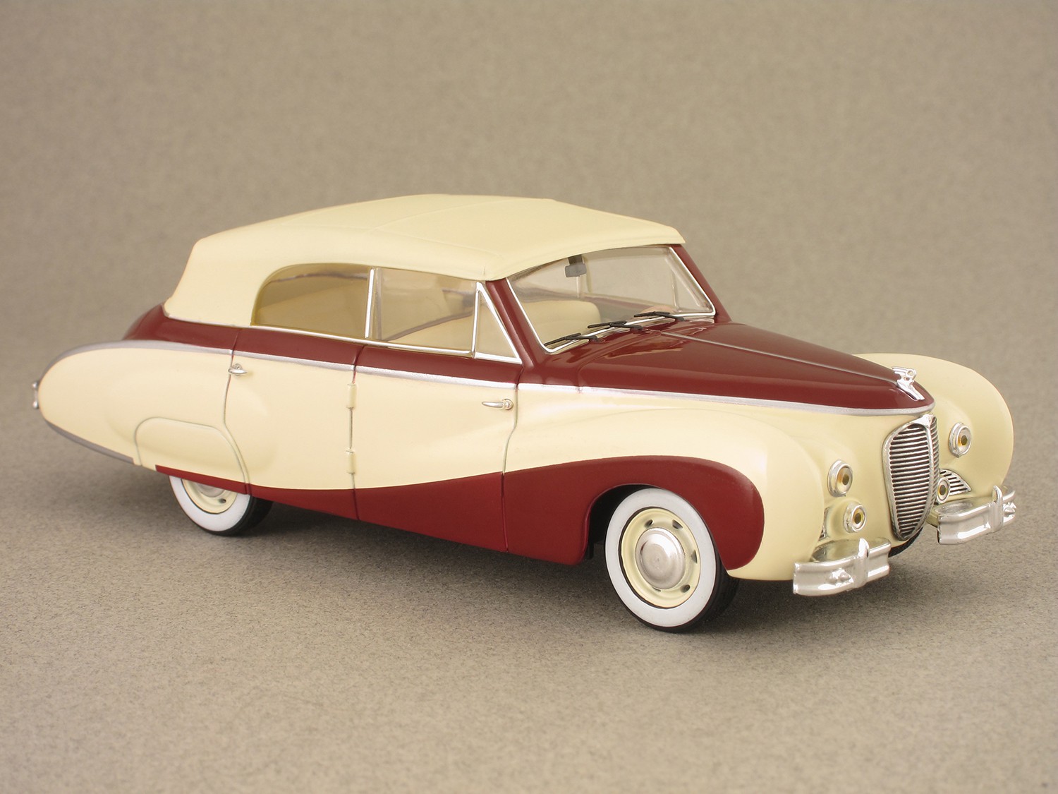 Austin A125 Sheerline 1949 par Vesters & Neirinck (Norev) 1/43e