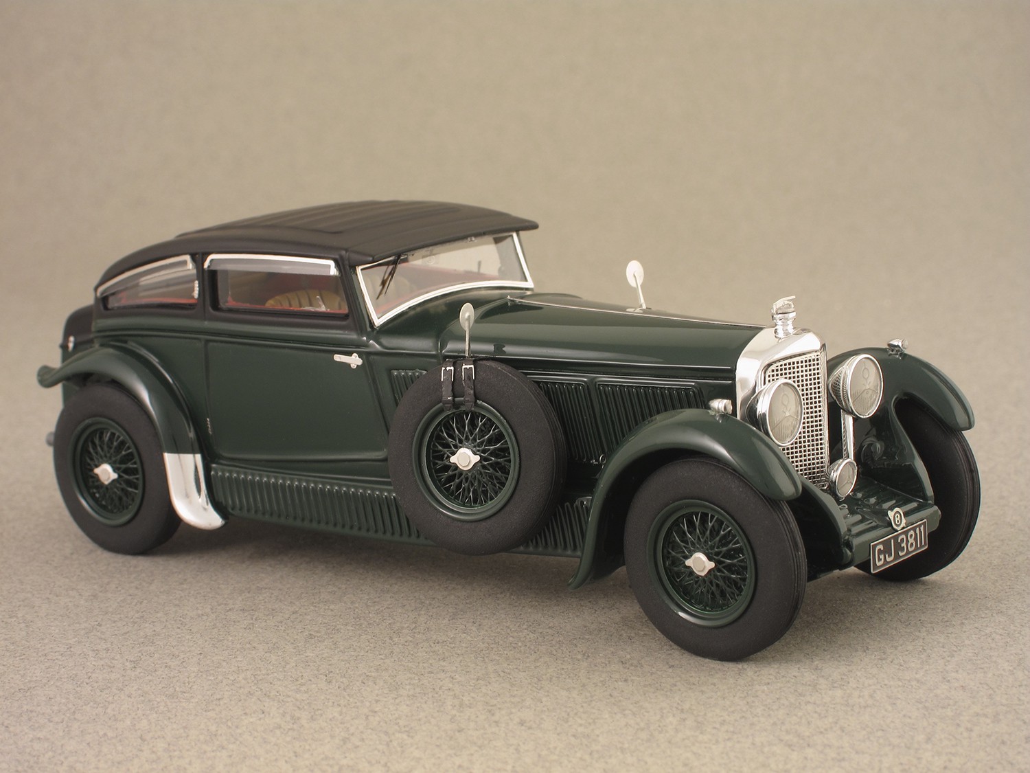 Bentley Speed Six Blue Train (LookSmart) 1:43