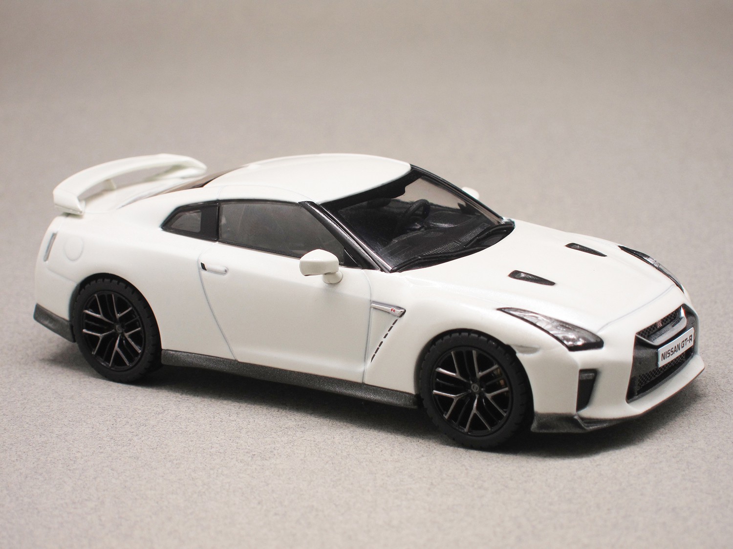 Nissan GT-R 2016 (Premium X) 1:43