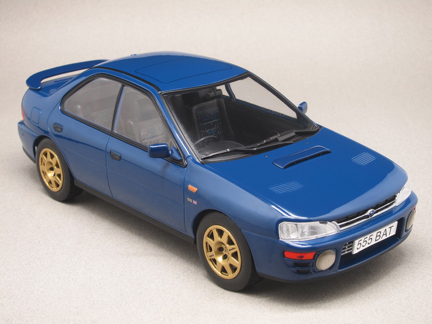 Subaru Impreza WRX McRae 1995 (IXO) 1/18e