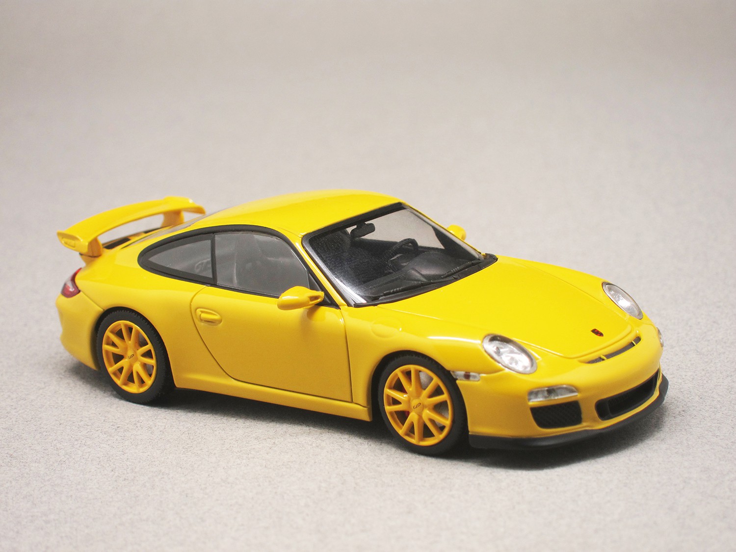 Porsche 911 GT3 997 phase II (Minichamps) 1/43e