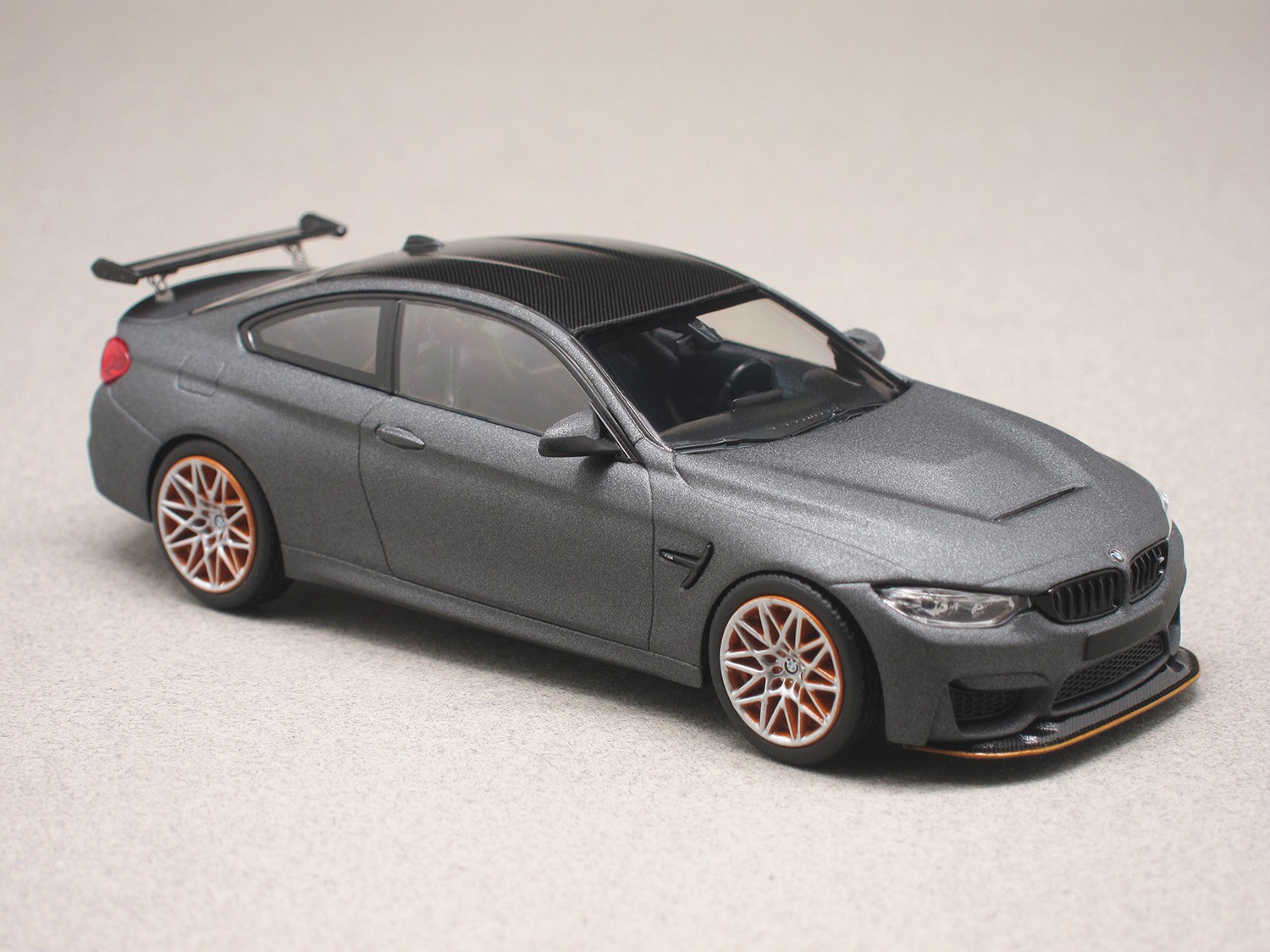 BMW M4 GTS (Minichamps) 1/43e