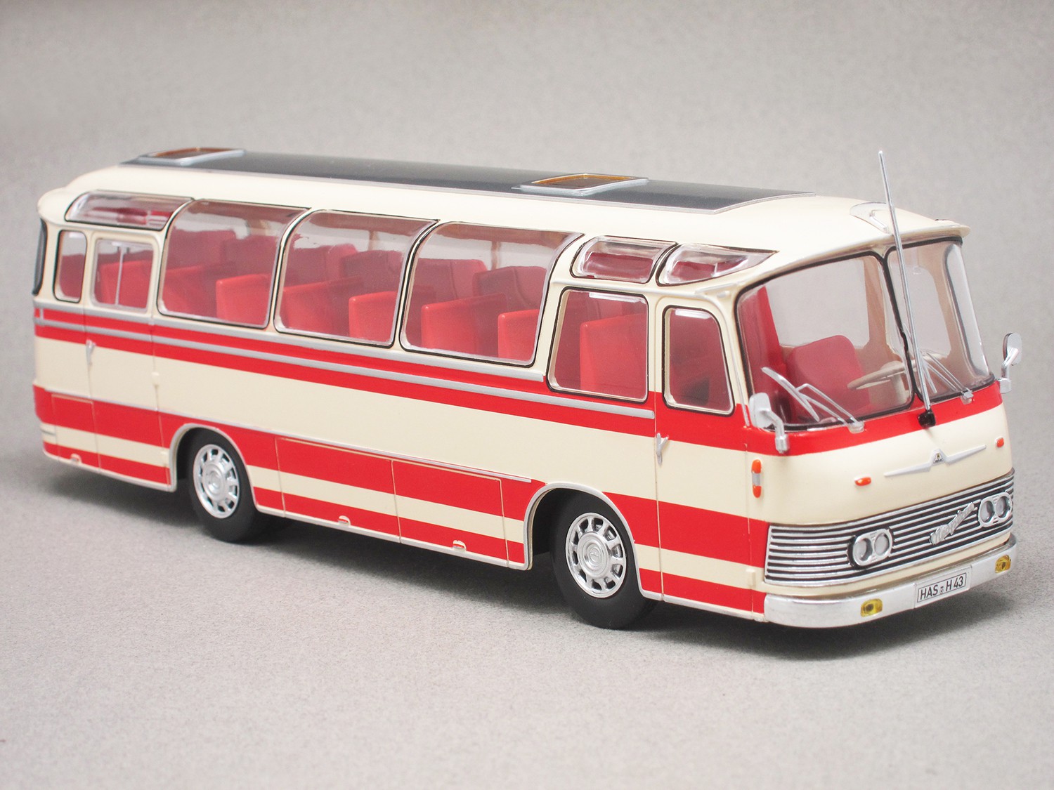 Neoplan NH 9L 1964 (IXO) 1/43e