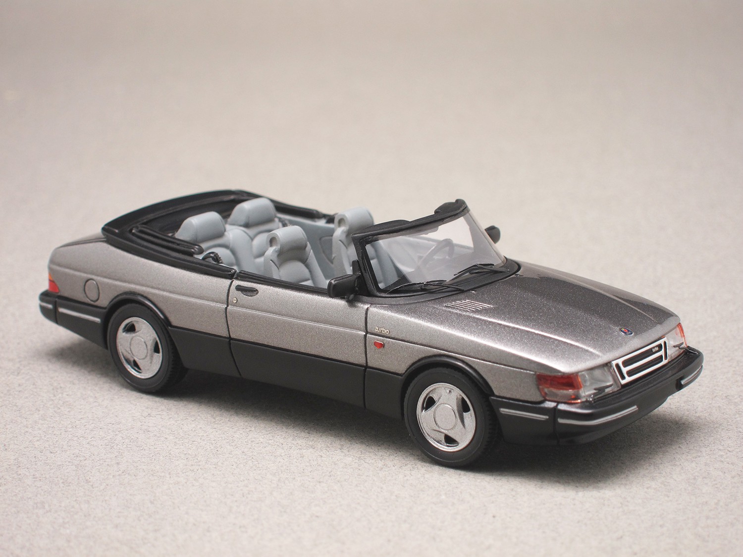 Saab 900 Turbo Convertible (NEO) 1:43