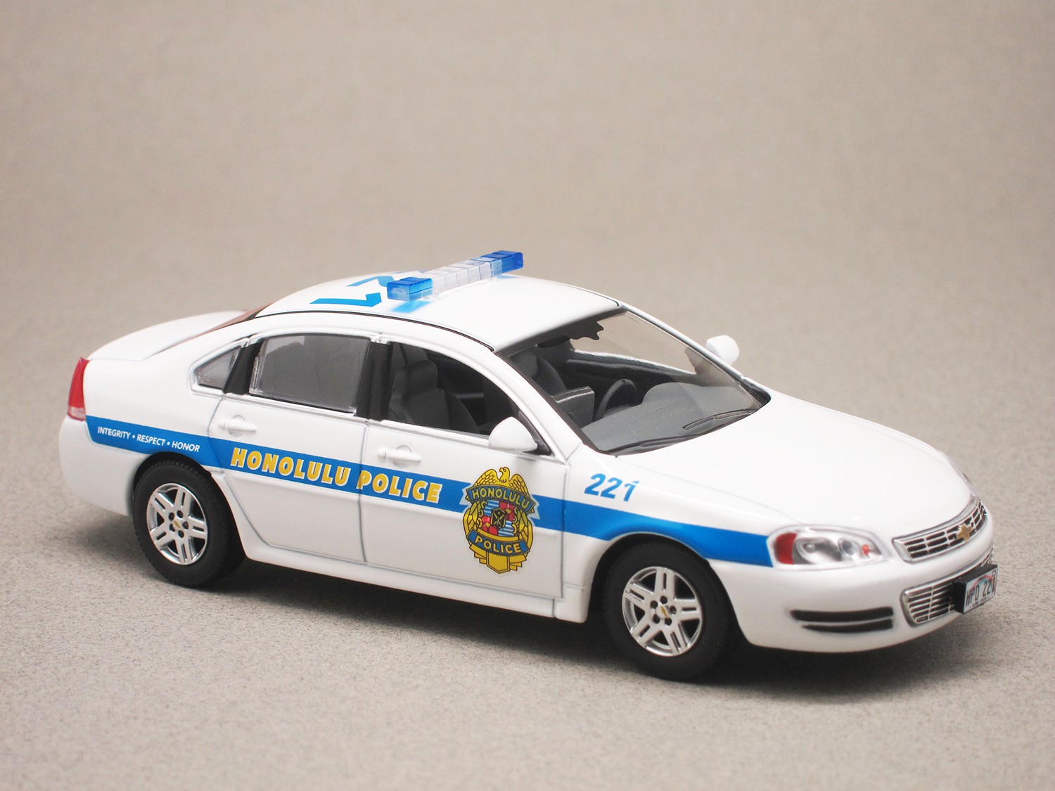 Chevrolet Impala Hawaii 5-0 (Greenlight) 1/43e