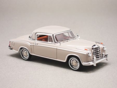 Mercedes 220 SE coupe W128 (Vitesse) 1:43