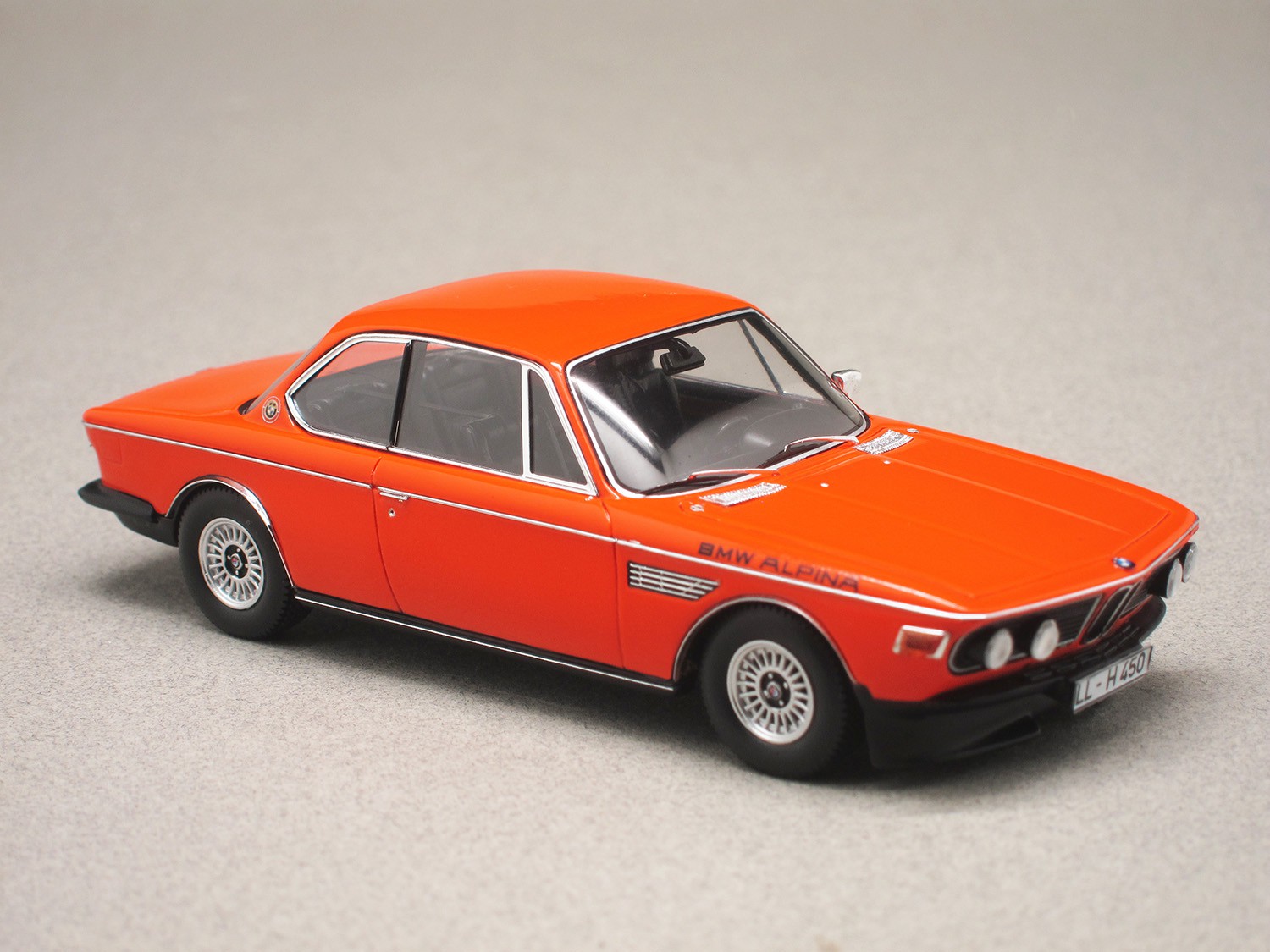 BMW Alpina 3.0 CSL (Spark) 1:43