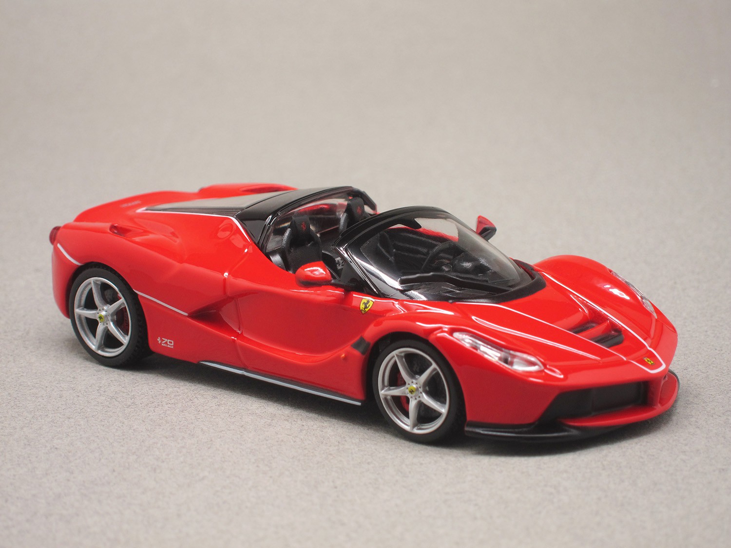 Ferrari LaFerrari Aperta (Bburago) 1/43e