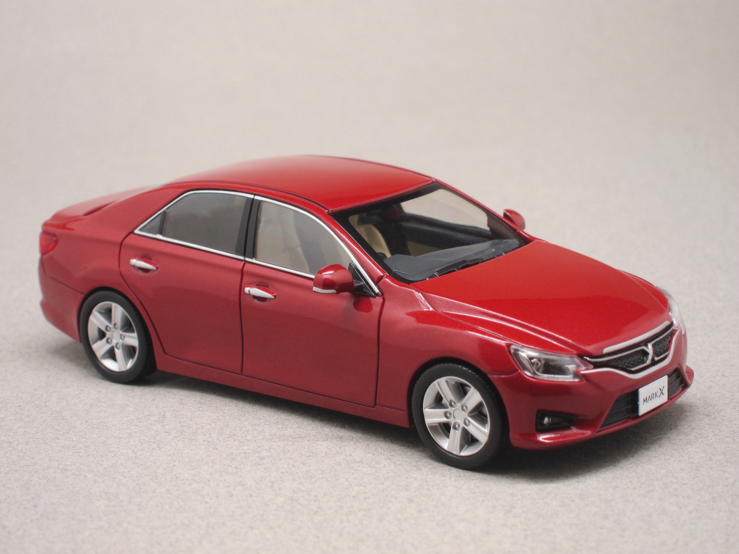 Toyota Mark X (Kyosho) 1/43e