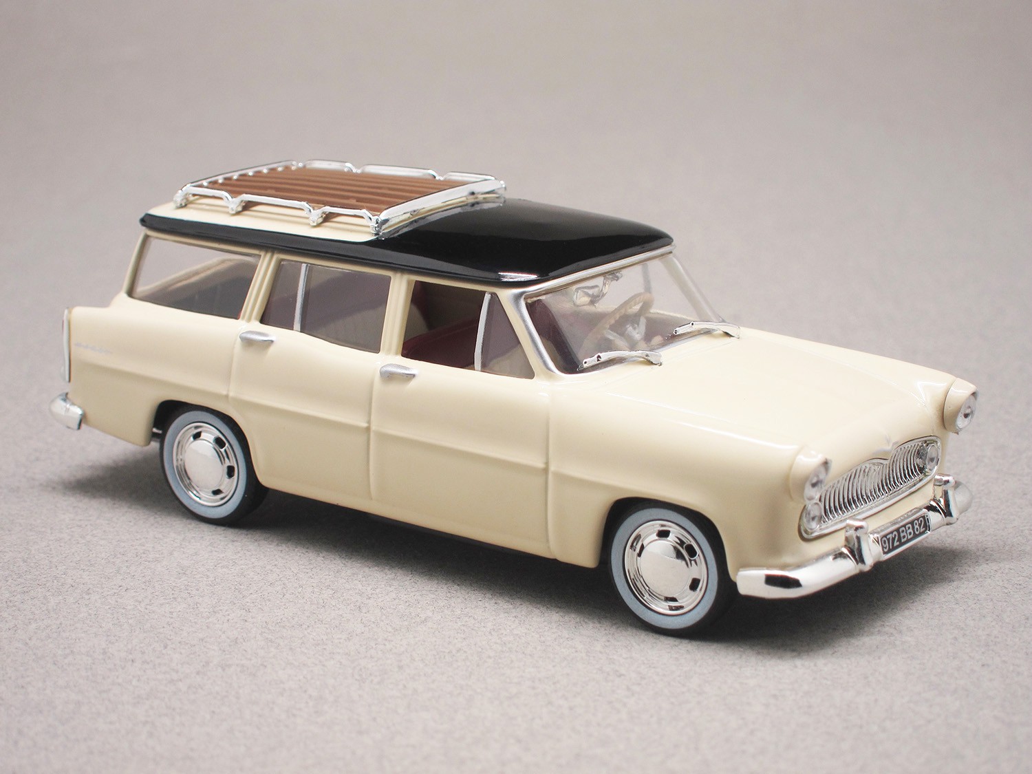 Simca Marly (Norev) 1:43