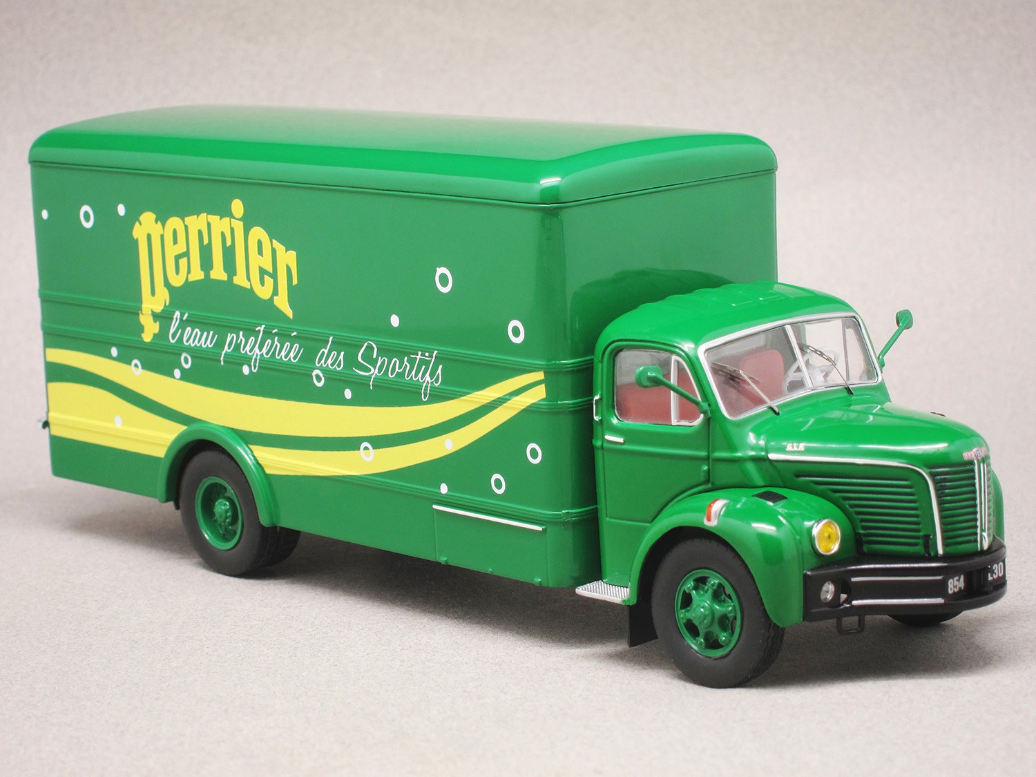 Berliet GLR 8M 1960 Perrier (IXO) 1:43