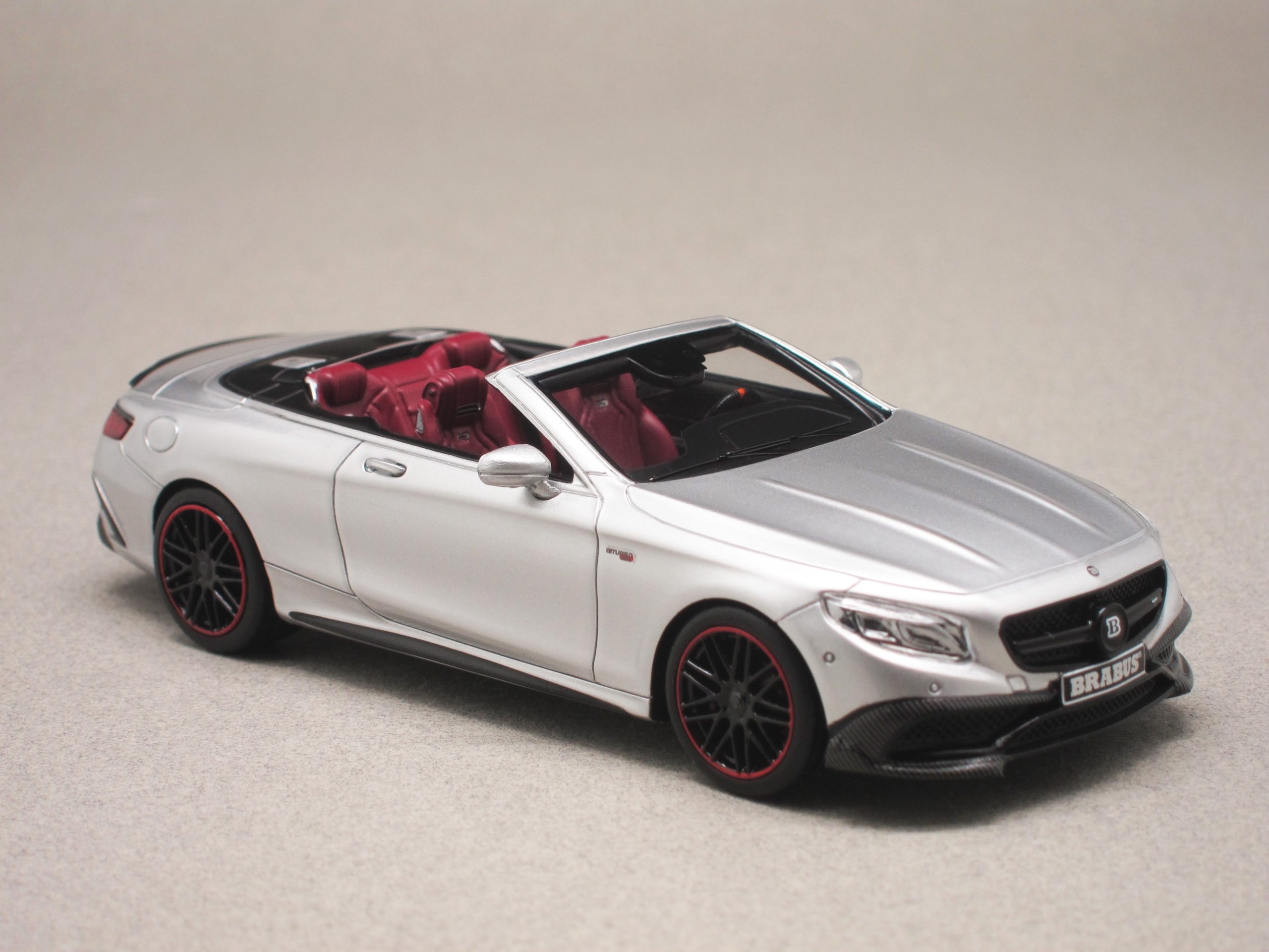 Brabus 850 S63 Cabriolet (Minichamps) 1/43e