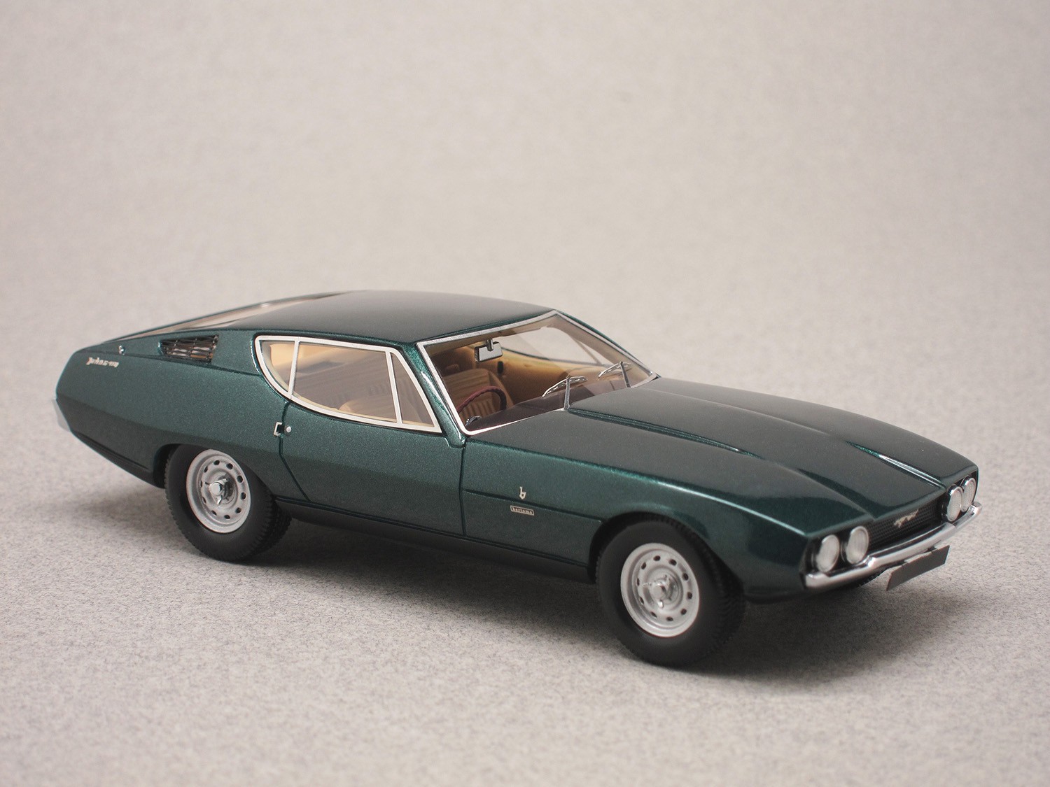 Jaguar Pirana Bertone (Matrix) 1/43e