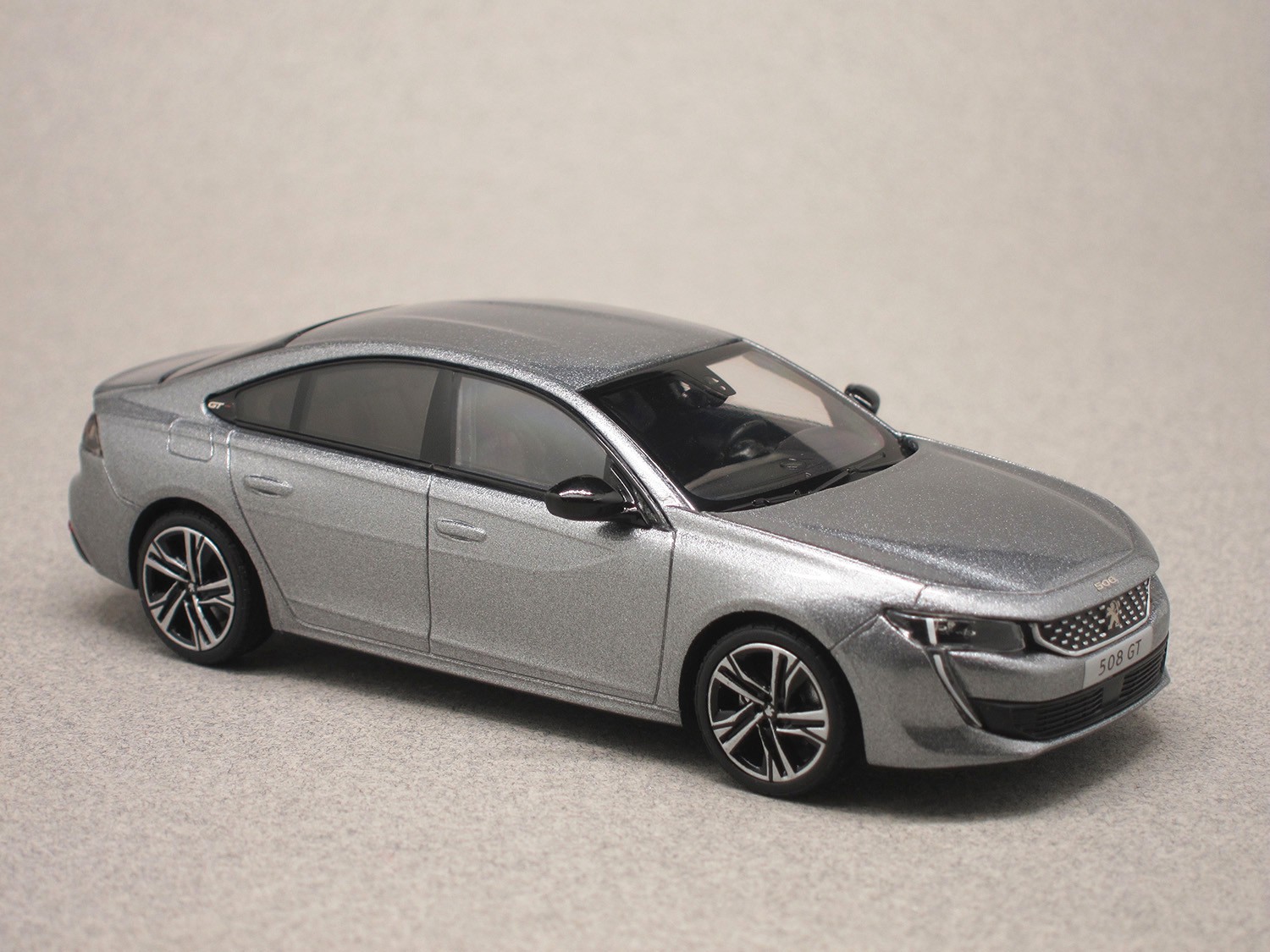 Peugeot 508 2018 (Norev) 1:43