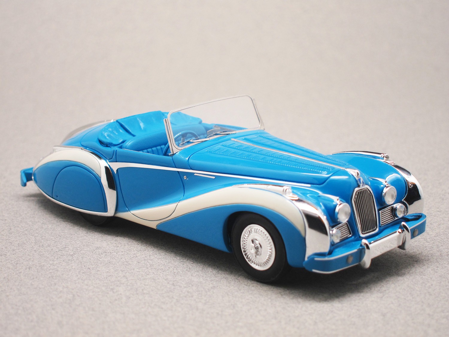 Talbot Lago T26 Grand Sport Saoutchik (Matrix) 1/43e