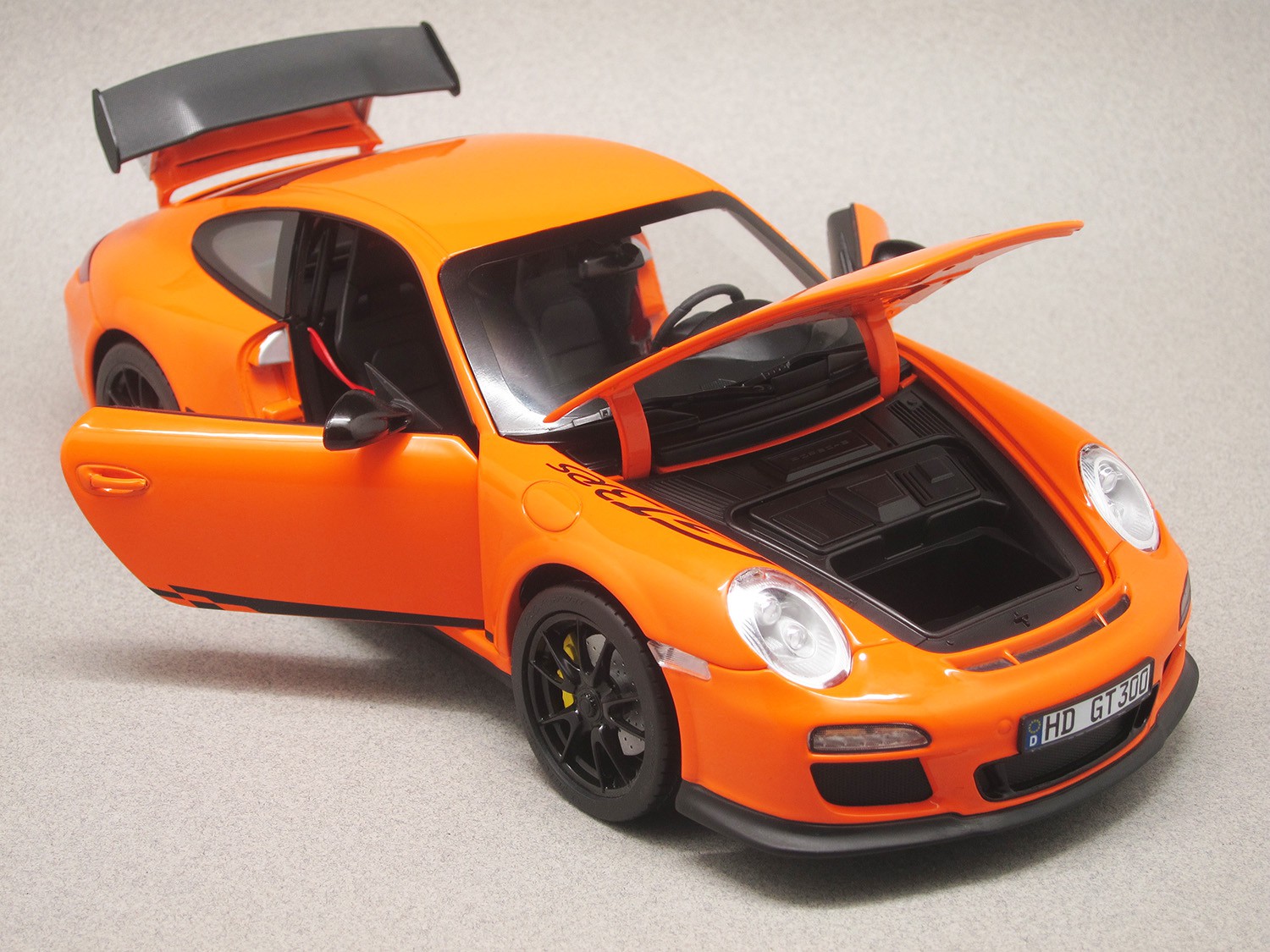 Porsche 911 GT3 RS 2010 (Norev) 1/18e